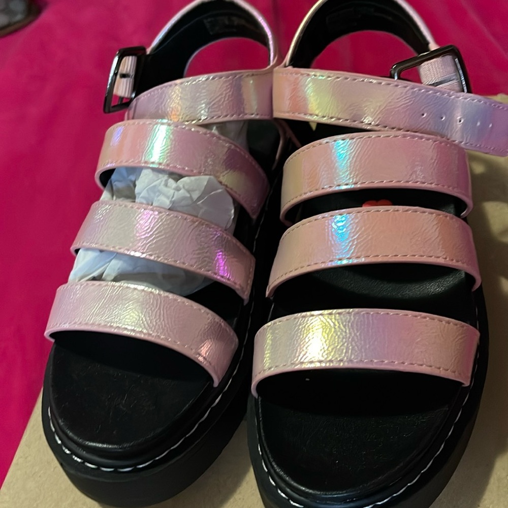 Brand new girls flatform sandals